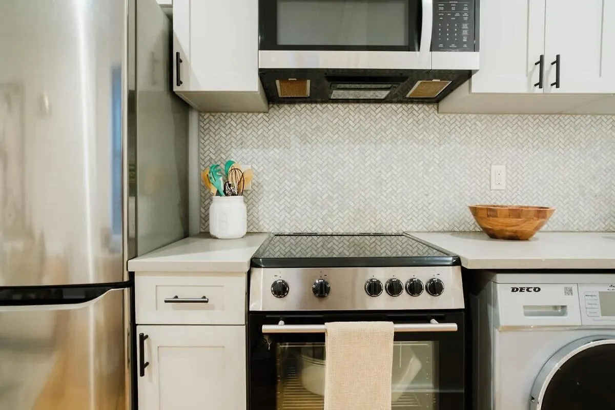 1288-4Rn Newly Furnished Prime Ues 2Br Apartment New York United States
