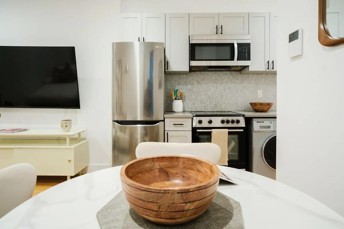 1288-4Rn Newly Furnished Prime Ues 2Br Apartman New York