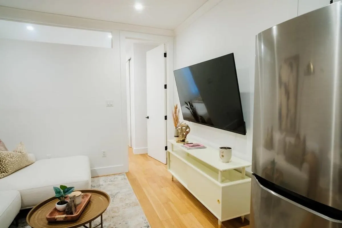 1288-4Rn Newly Furnished Prime Ues 2Br Apartman New York 0*,  Amerikai Egyesült Államok